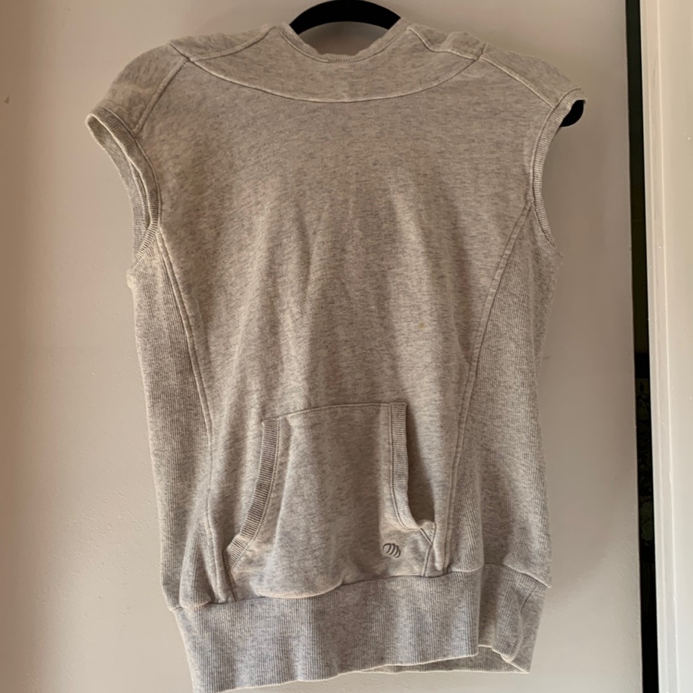 Sleeveless MPG hoodie